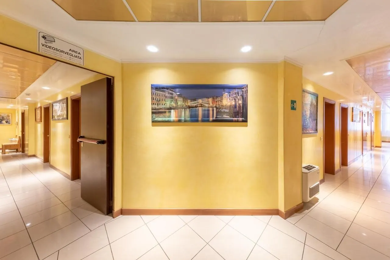 B&B New Aurora Venice Marghera Bed & Breakfast