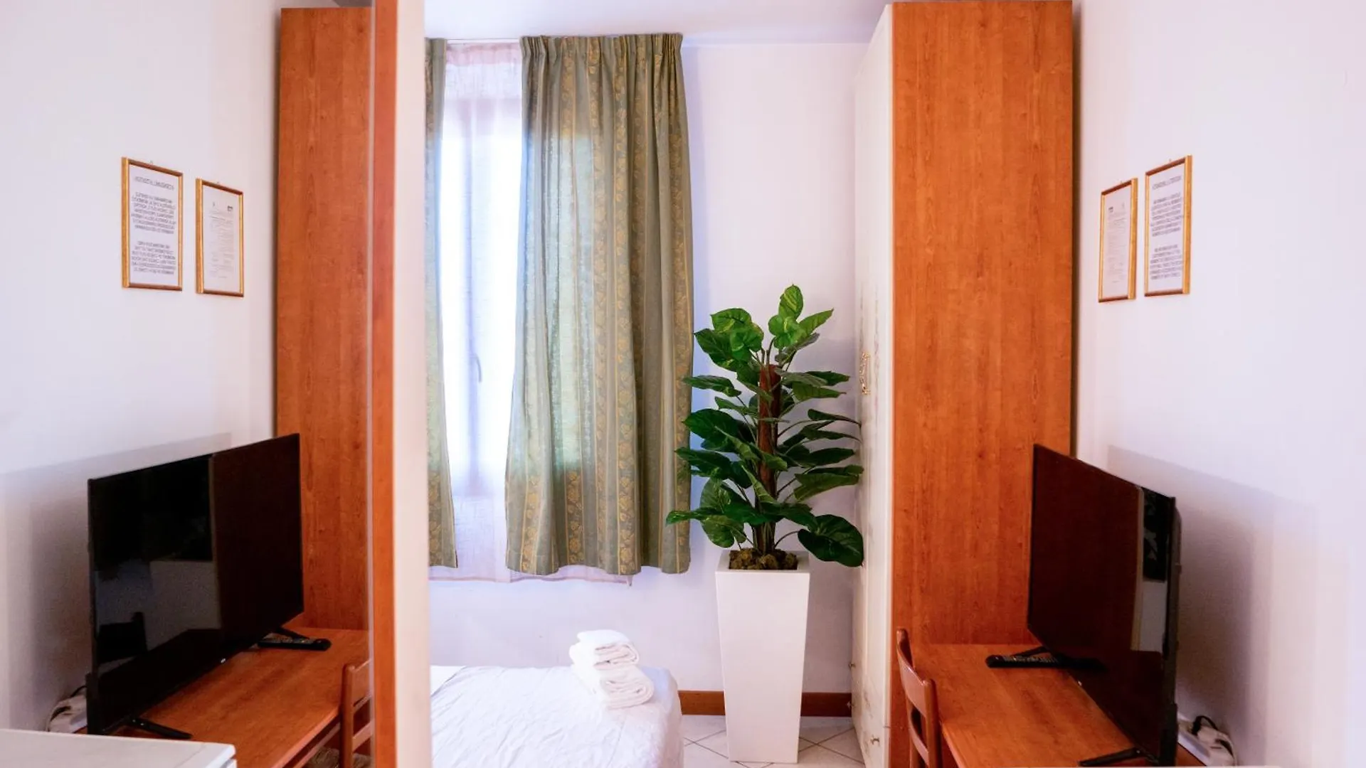 B&B New Aurora Venice Marghera 0*,  Italië