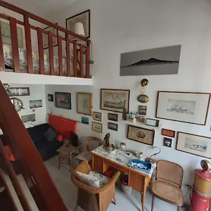 bed-and-breakfast-latomare.hotels-amalfi.com/
